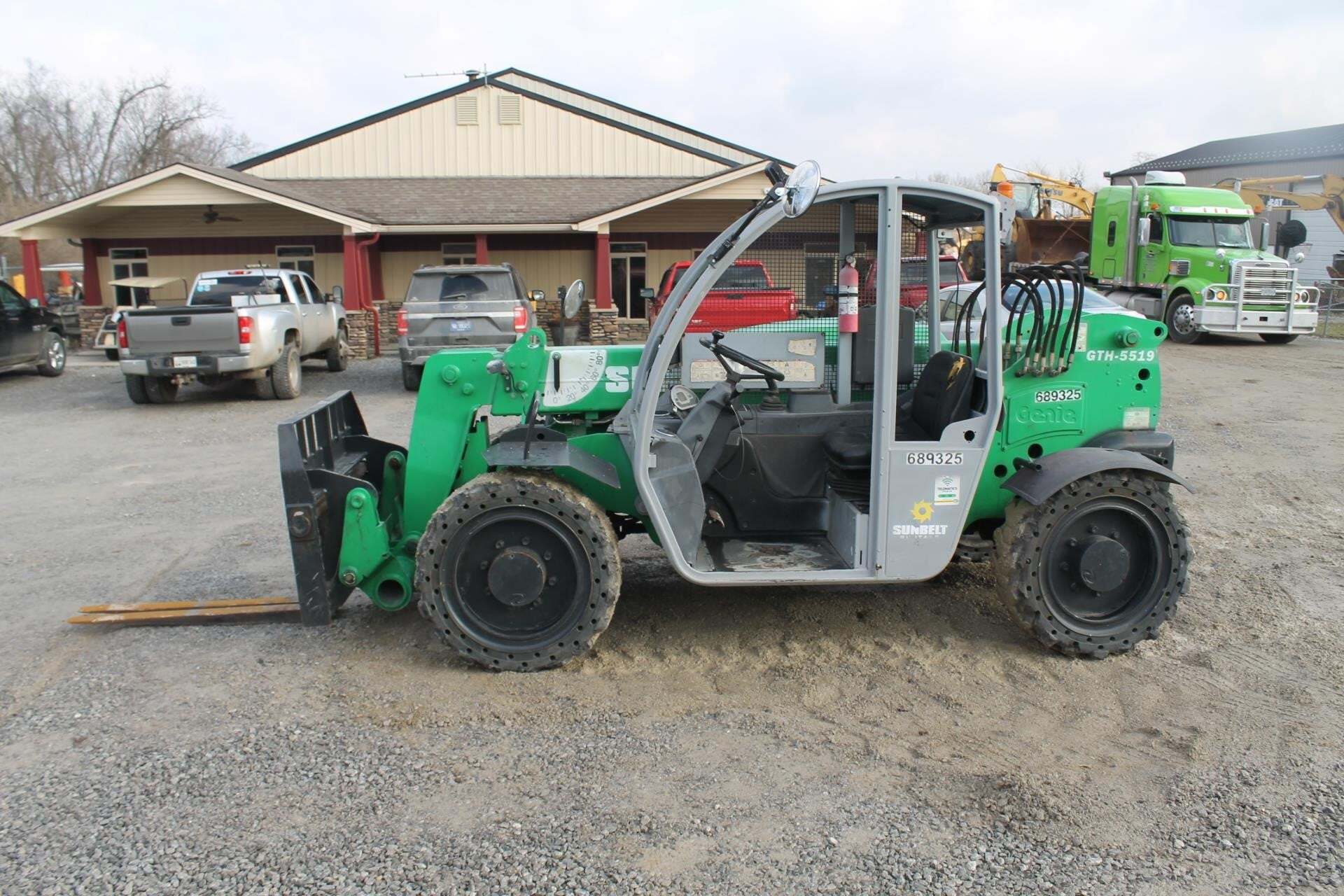 2014 GENIE GTH5519 in Pleasureville, KY