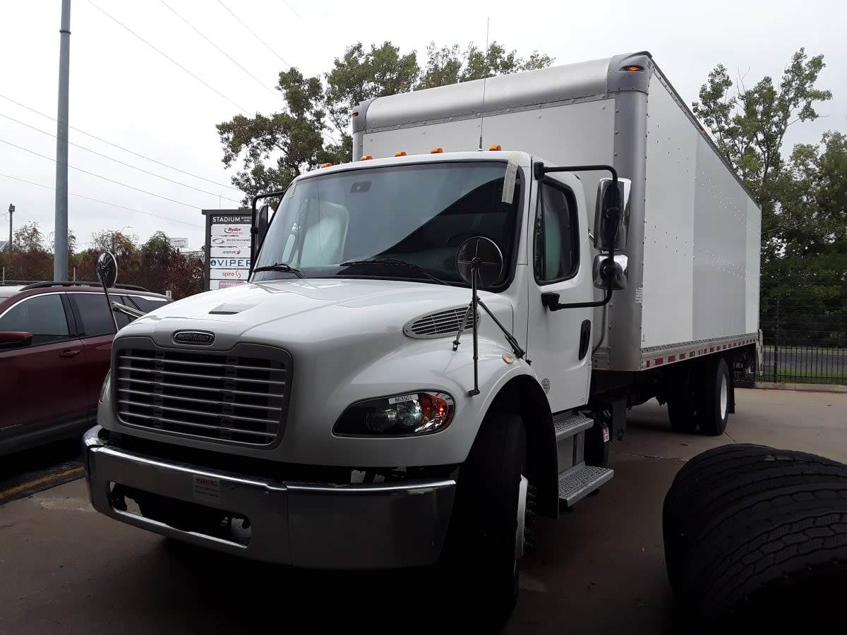 2019 FREIGHTLINER BUSINESS CLASS M2 106 in Kansas City, MO