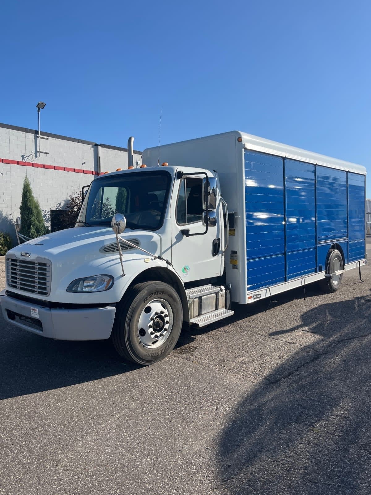 2020 FREIGHTLINER BUSINESS CLASS M2 106 in Minneapolis, MN