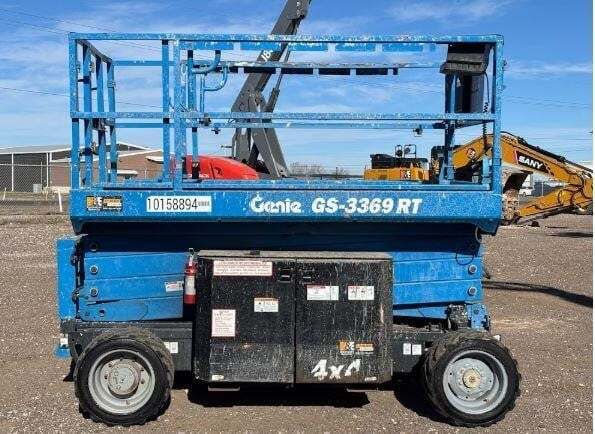 2015 GENIE GS3369RT in Denver, CO