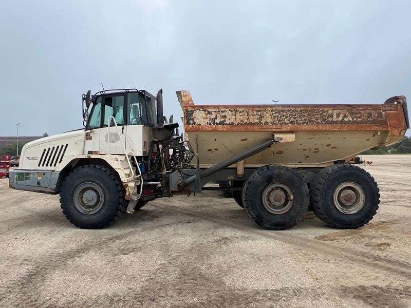 2011 TEREX TA300 in Rochester, NY