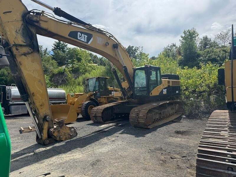 CATERPILLAR 345DL in Milford, MA