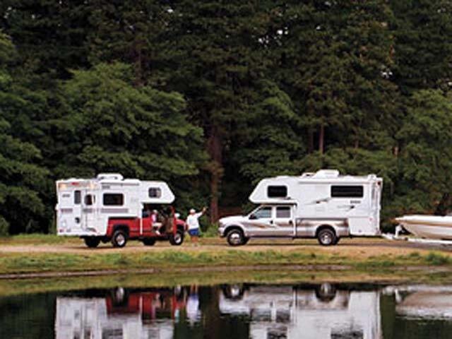 2009 Lance Camper Manufacturing Long Bed 992 in grand junction CO