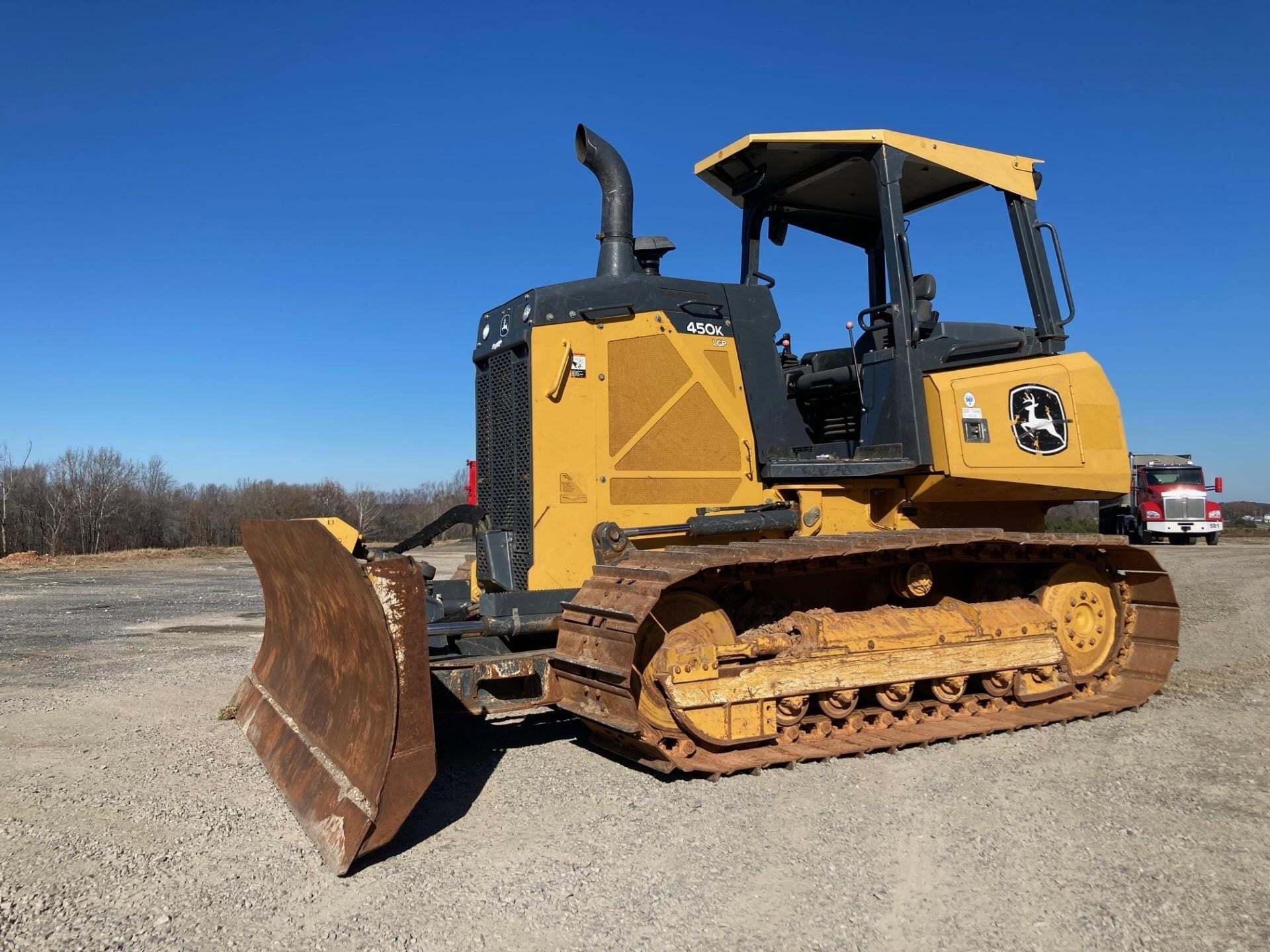 2021 DEERE 450K LGP in Chatham, VA