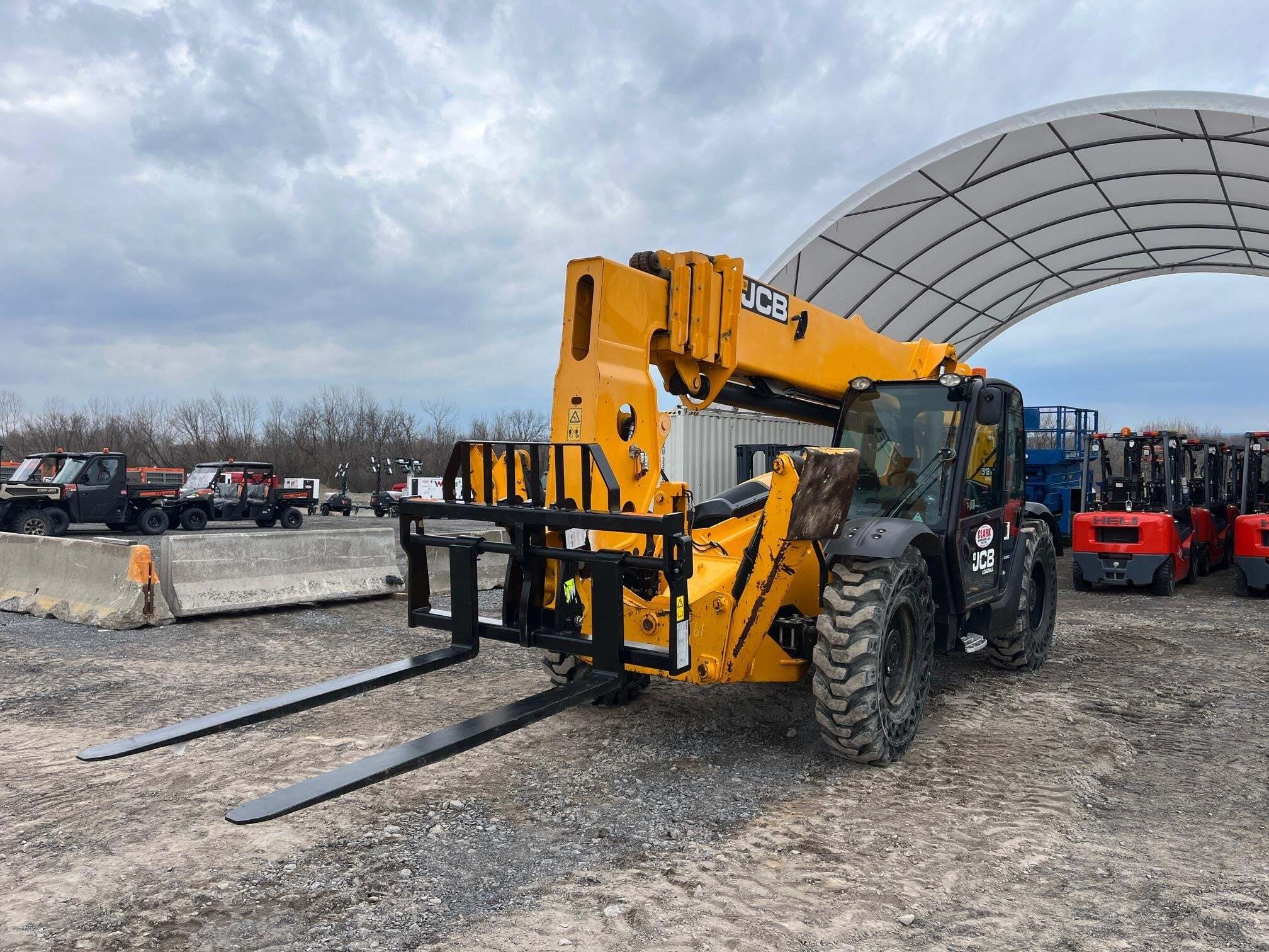 2021 JCB 512-56 in Canastota, NY