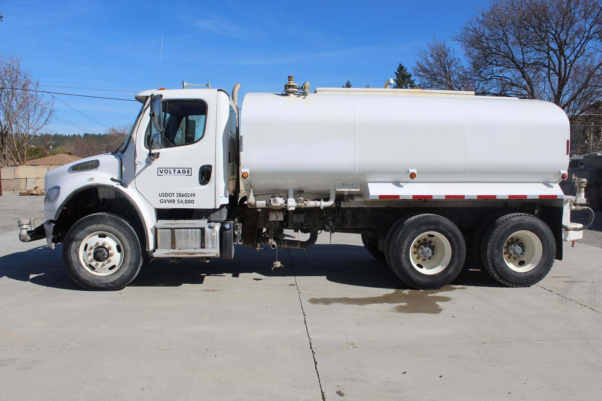 2018 FREIGHTLINER BUSINESS CLASS M2 106 in Spokane, WA