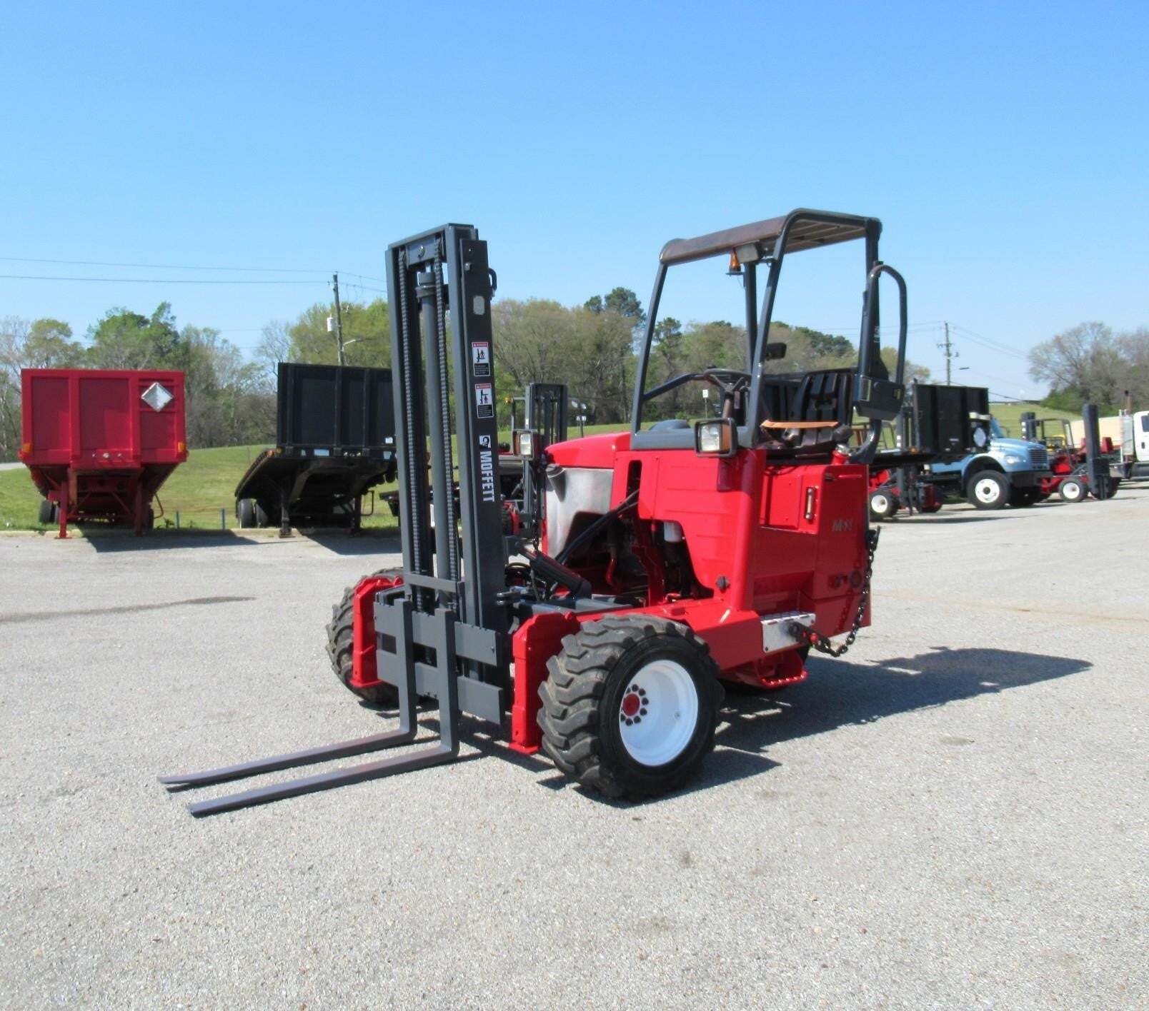 2011 MOFFETT M55 in Tuscaloosa, AL