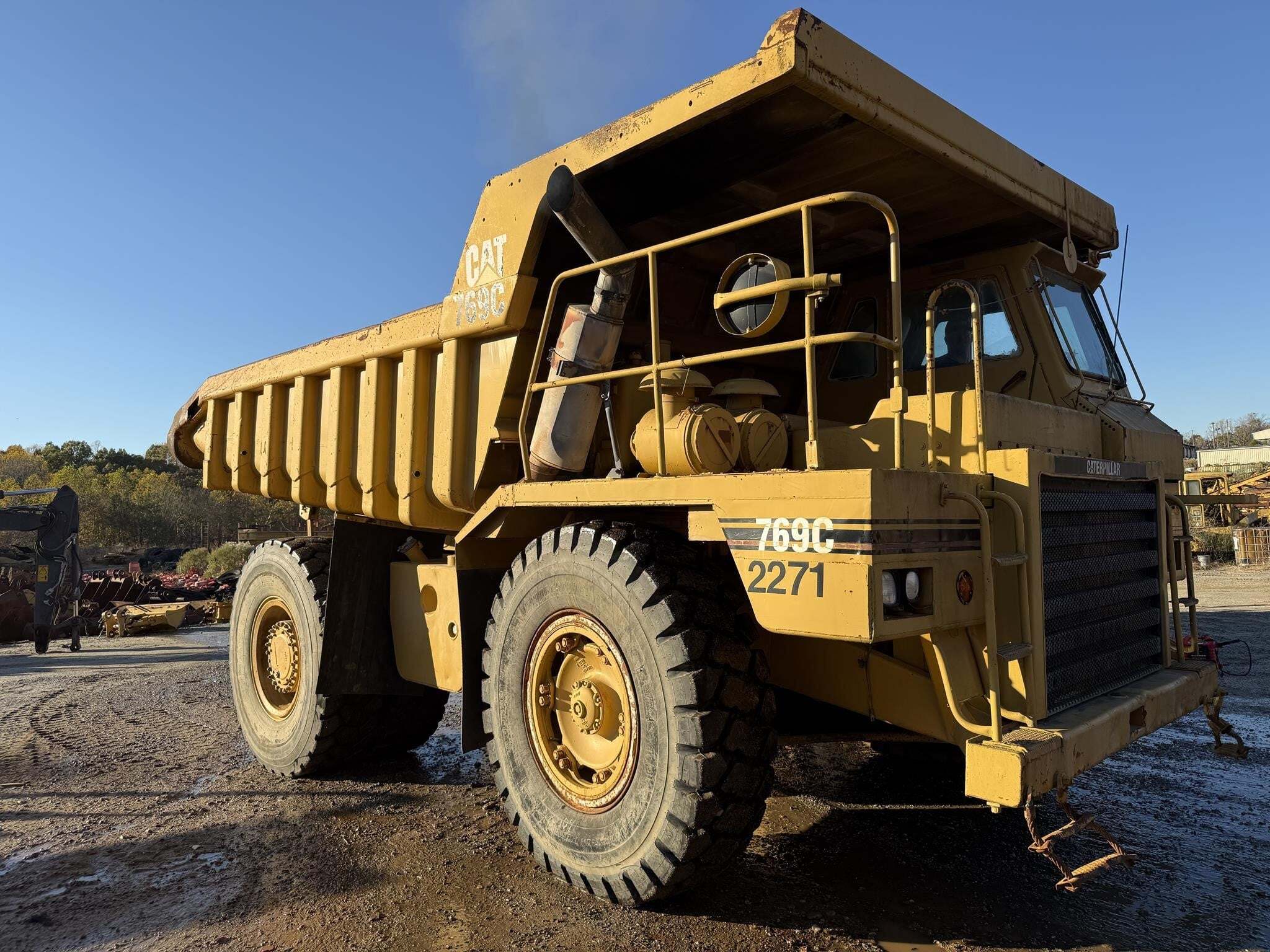 1982 CATERPILLAR 769C in Rockwell, NC