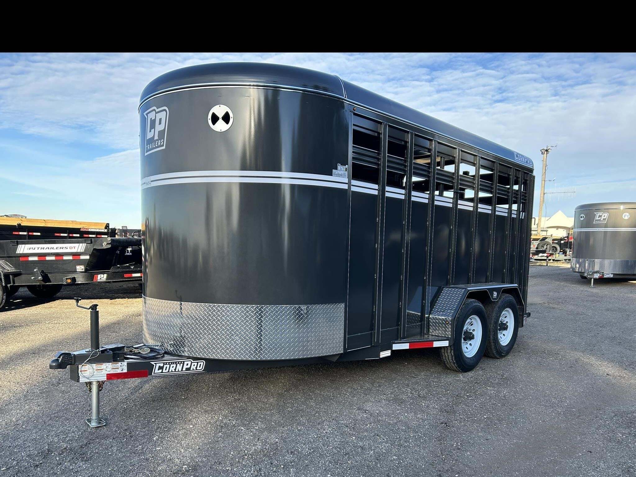 2026 CORN PRO 6'8"X18'X7' TALL 7K LIVESTOCK TRAILER in Pecatonica, IL
