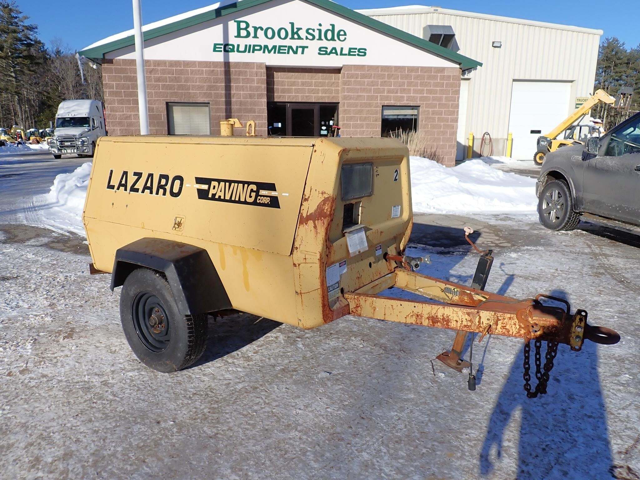 1985 INGERSOLL-RAND P185AWJD in Phillipston, MA