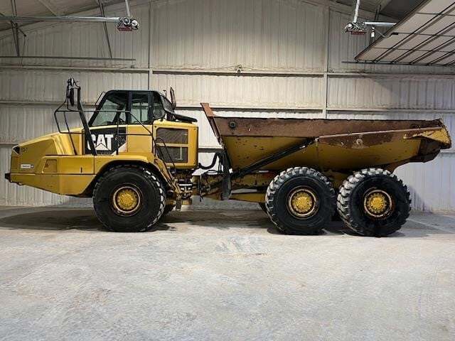 2016 CATERPILLAR 725C in Van Alstyne, TX