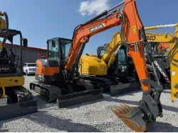 DEVELON DX63-7