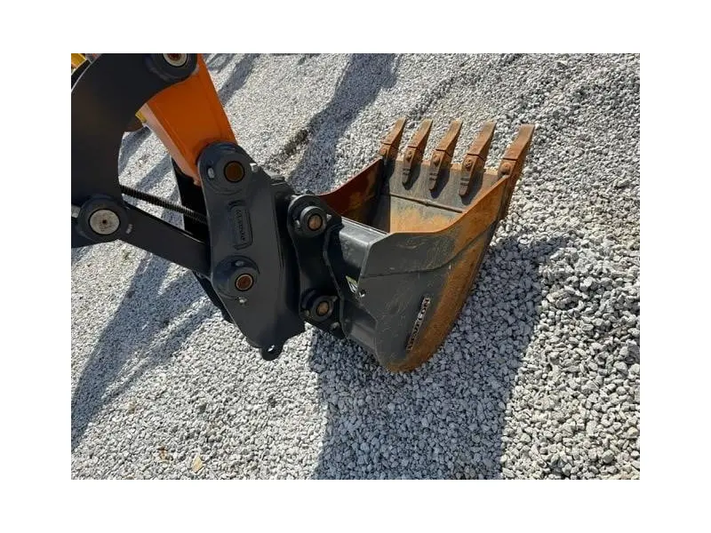 DEVELON DX63-7