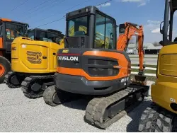 DEVELON DX63-7