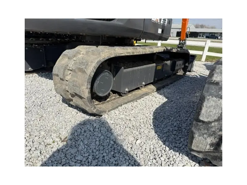 DEVELON DX63-7