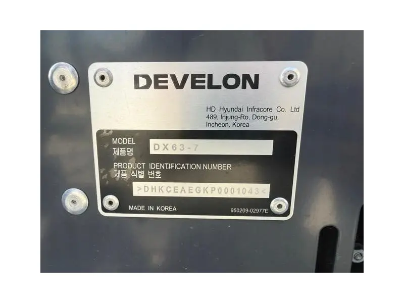 DEVELON DX63-7