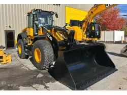 2025 JCB 437ZX