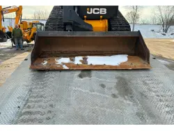 2023 JCB 3TS-8T