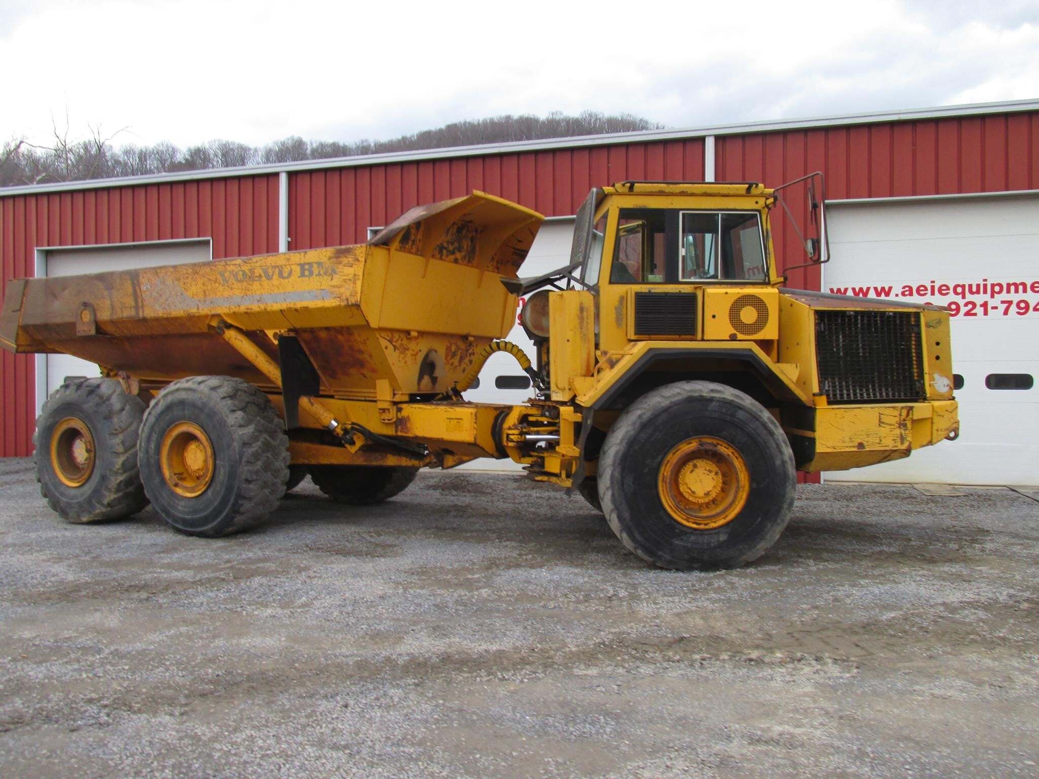 1994 VOLVO A35 in Rich Creek, VA