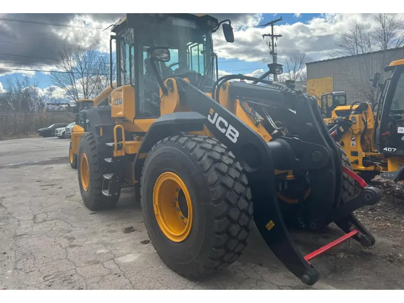 2025 JCB 437ZX