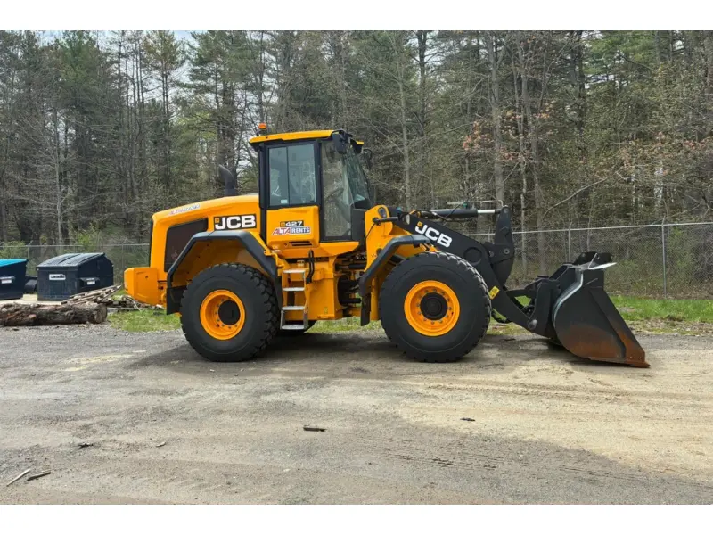 2022 JCB 427ZX