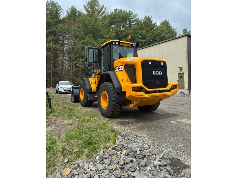 2022 JCB 427ZX