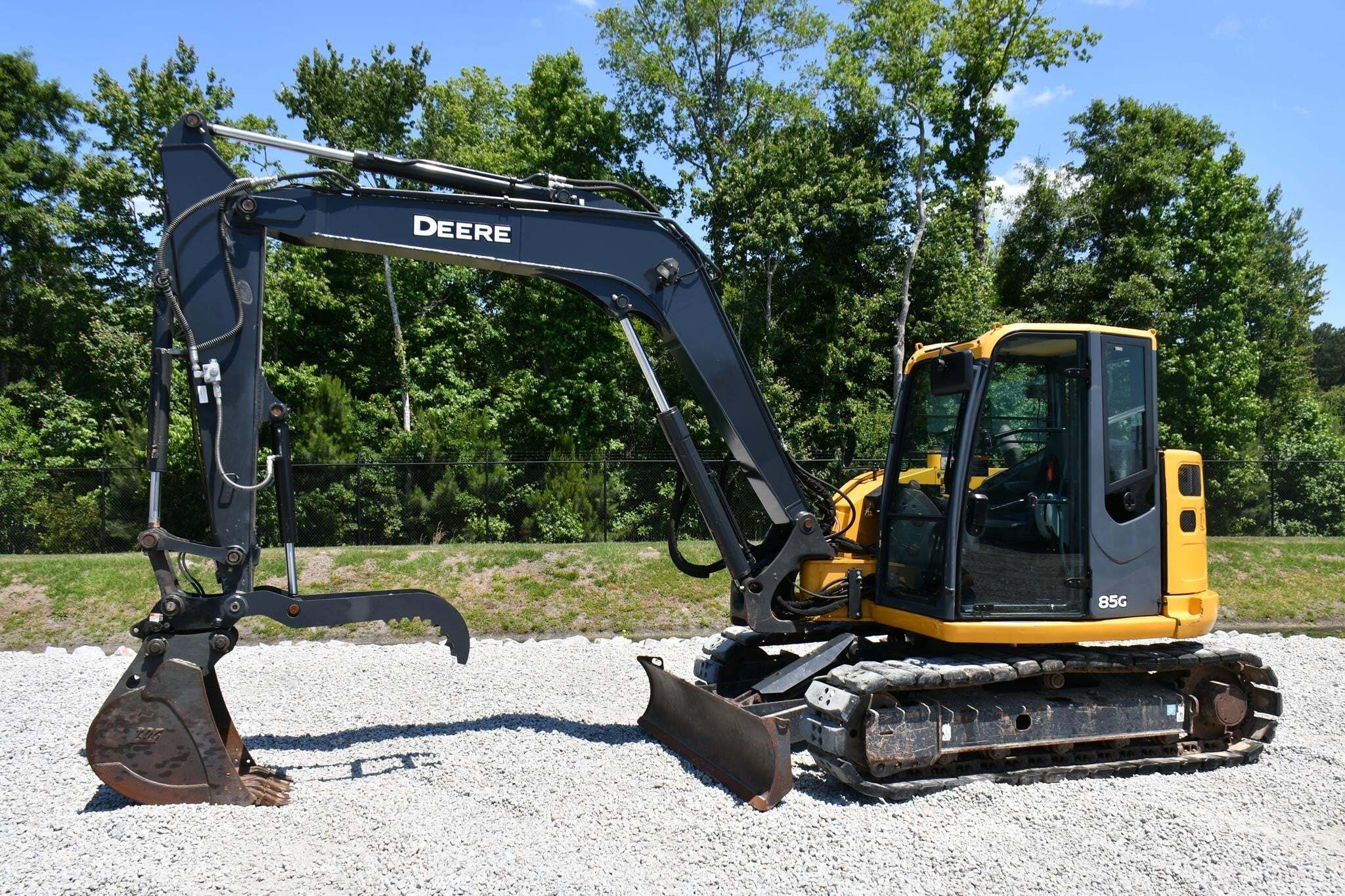 2021 DEERE 85G in Summerville, SC