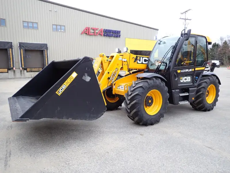 2024 JCB 542-70 AGRI PLUS