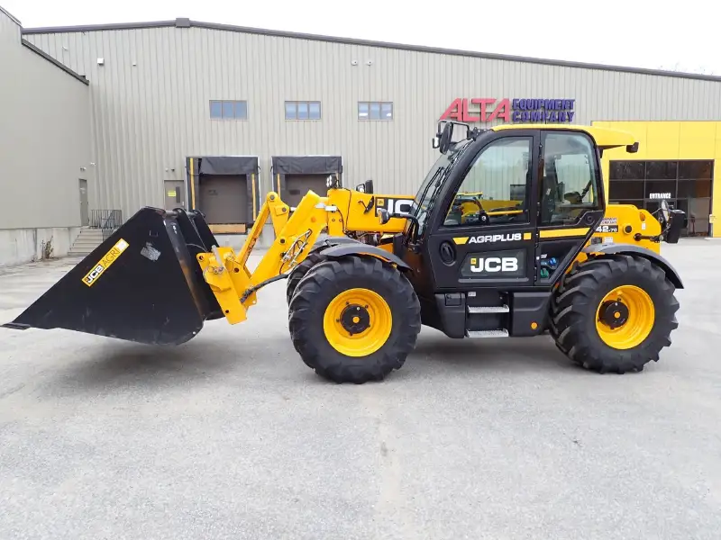2024 JCB 542-70 AGRI PLUS