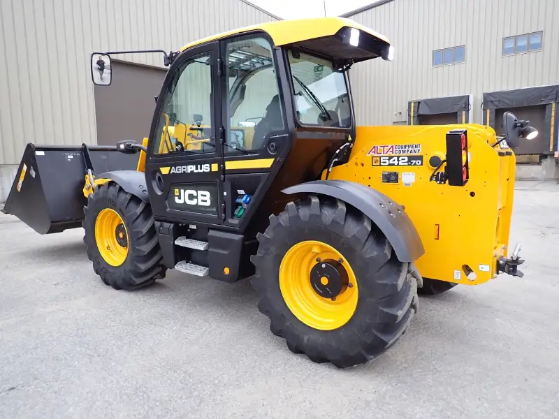 2024 JCB 542-70 AGRI PLUS