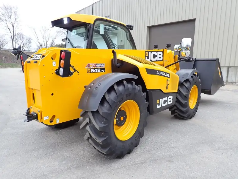 2024 JCB 542-70 AGRI PLUS