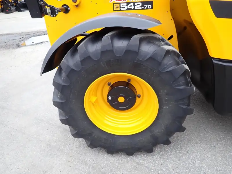 2024 JCB 542-70 AGRI PLUS