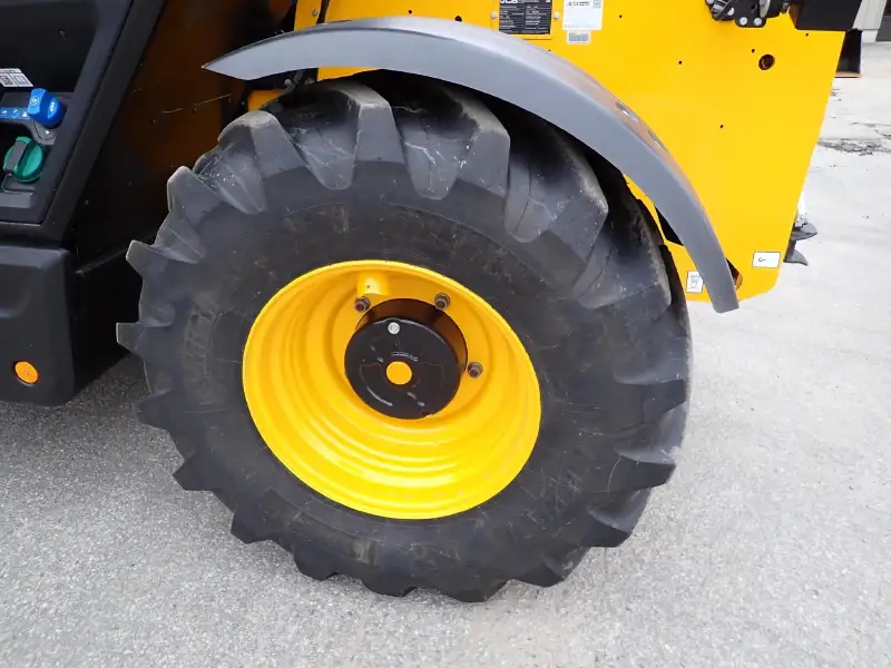 2024 JCB 542-70 AGRI PLUS