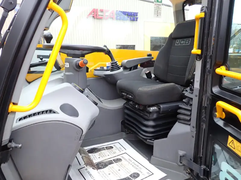 2024 JCB 542-70 AGRI PLUS