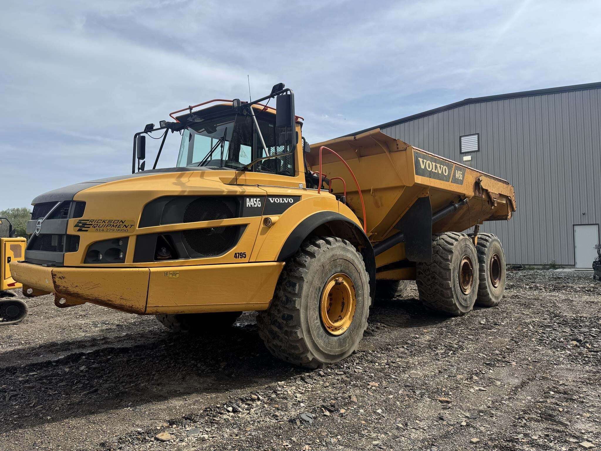 2017 VOLVO A45G in Acme, PA
