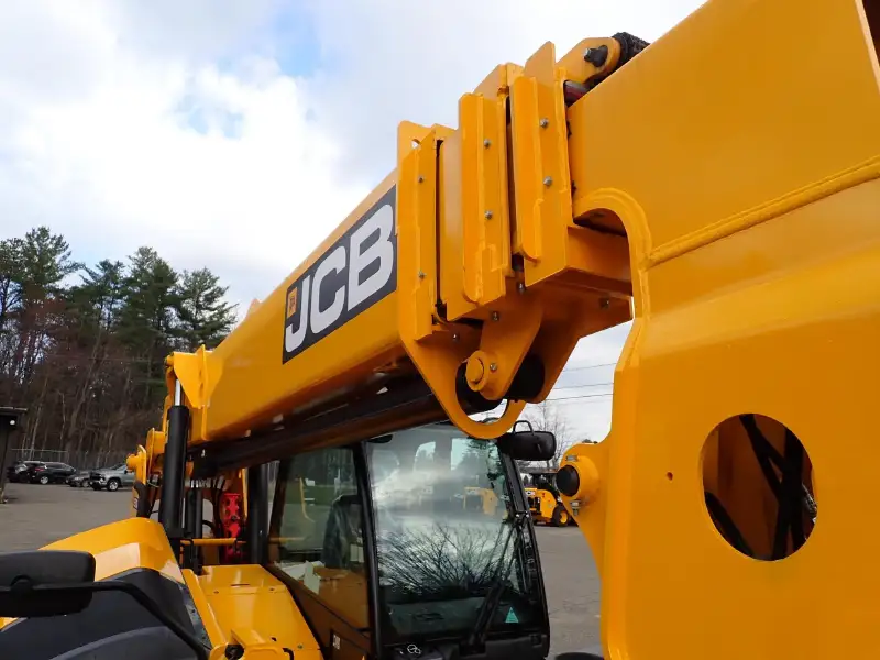 2024 JCB 510-56