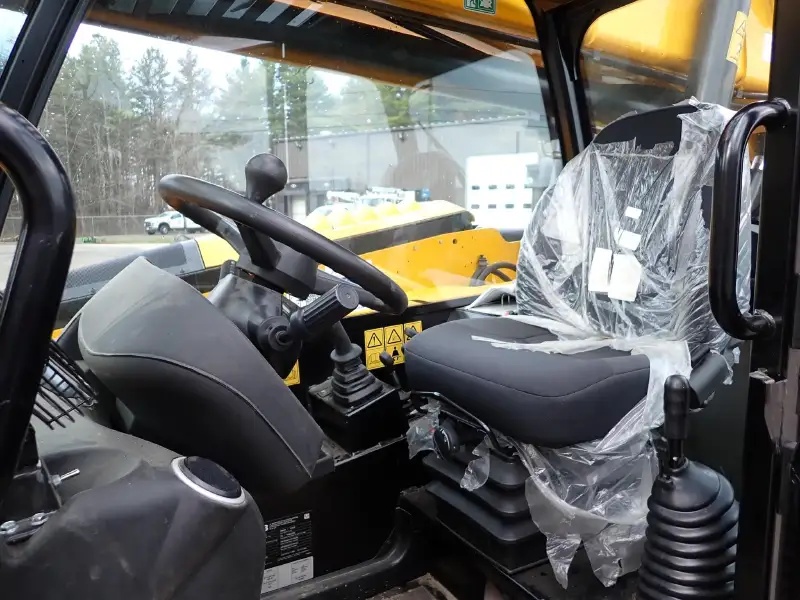 2024 JCB 510-56