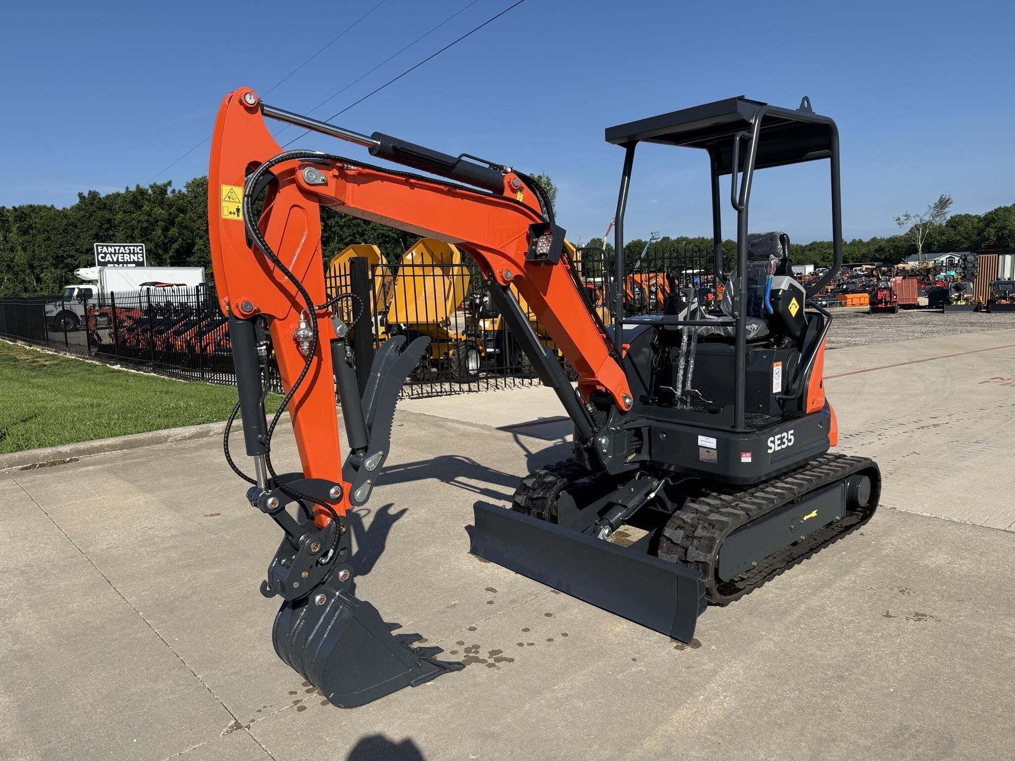2026 LAND MOVER SE35 in Strafford, MO