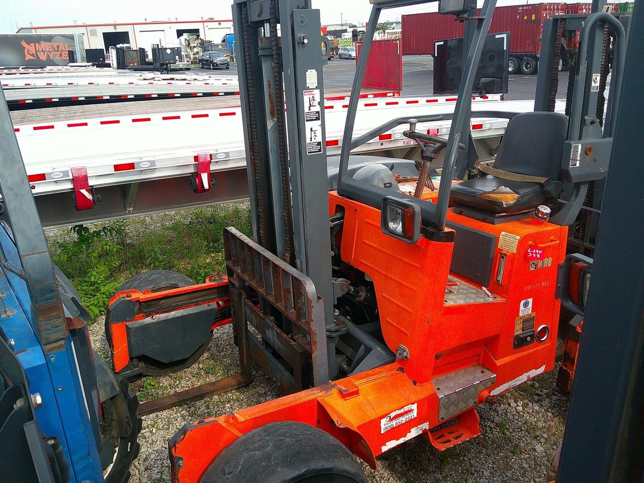 2011 MOFFETT M55 in Columbus, OH