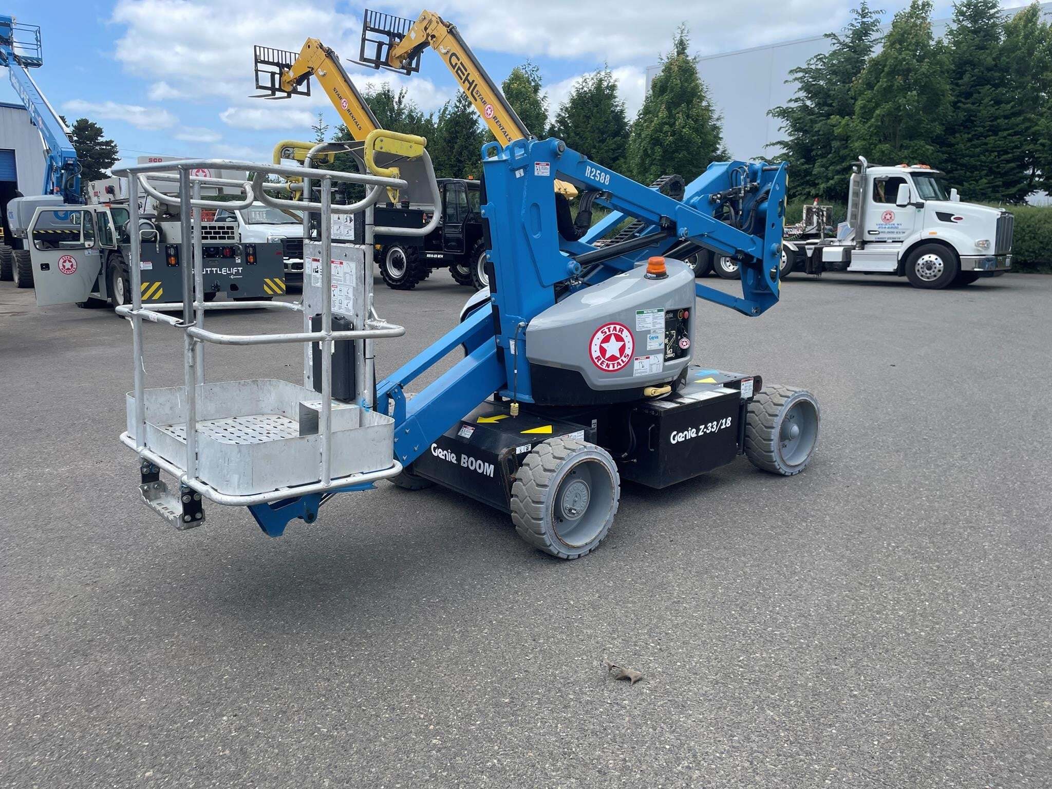 2019 GENIE Z33/18 in Portland, OR