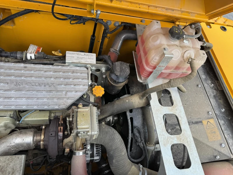 2025 JCB 220X