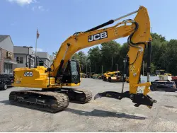2025 JCB 220X