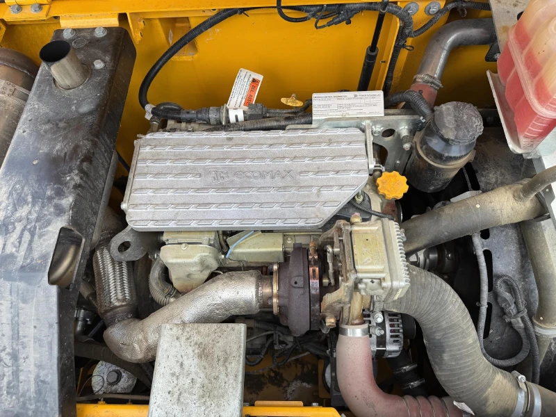 2025 JCB 220X