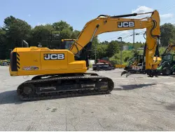 2025 JCB 220X