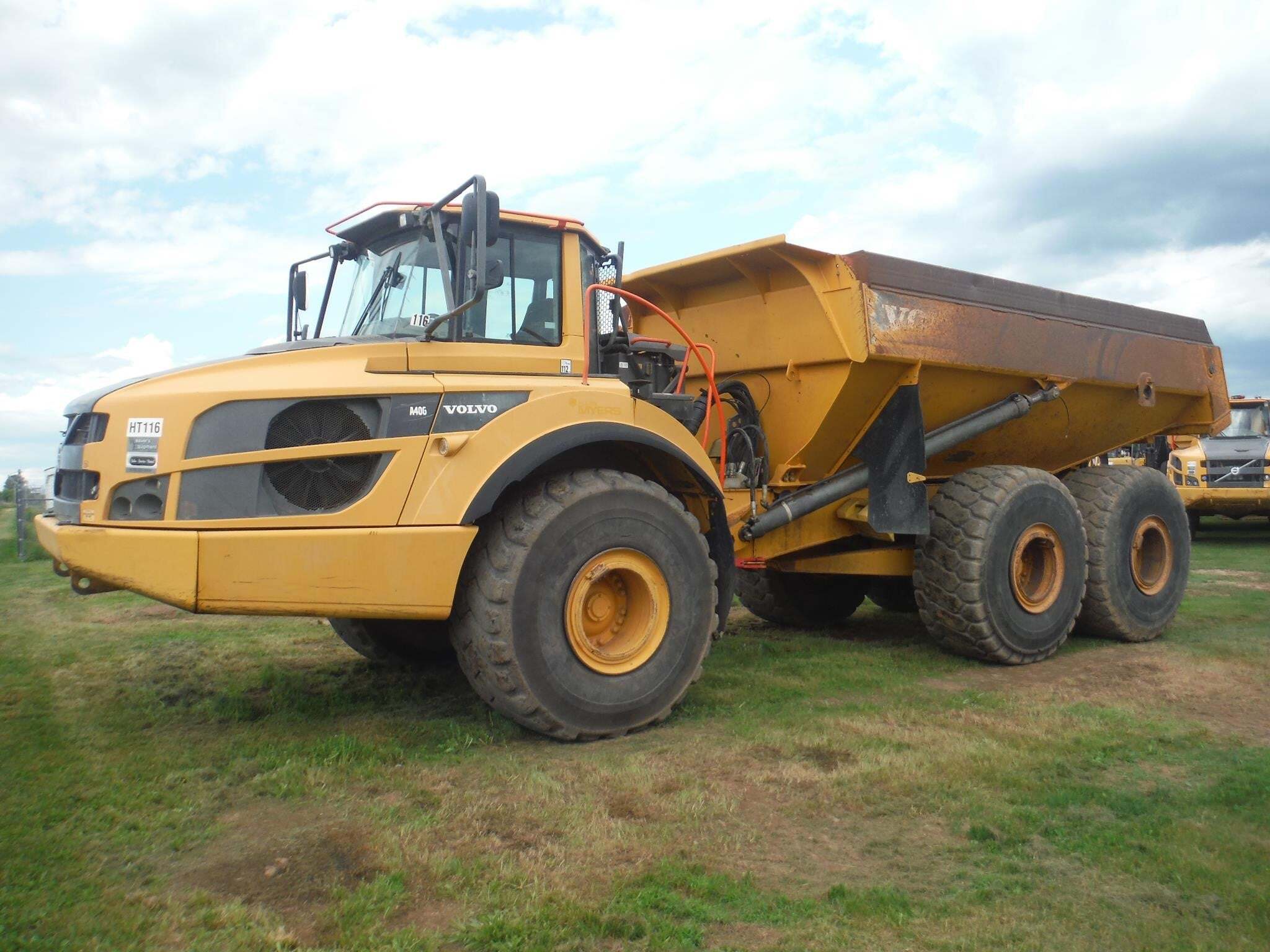 2014 VOLVO A40G in Milton, PA