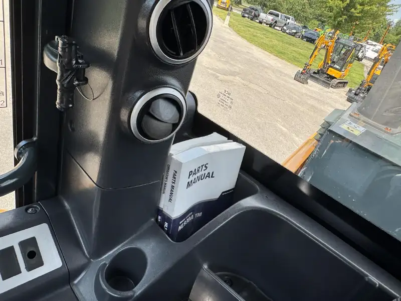 2022 HYUNDAI HL930A