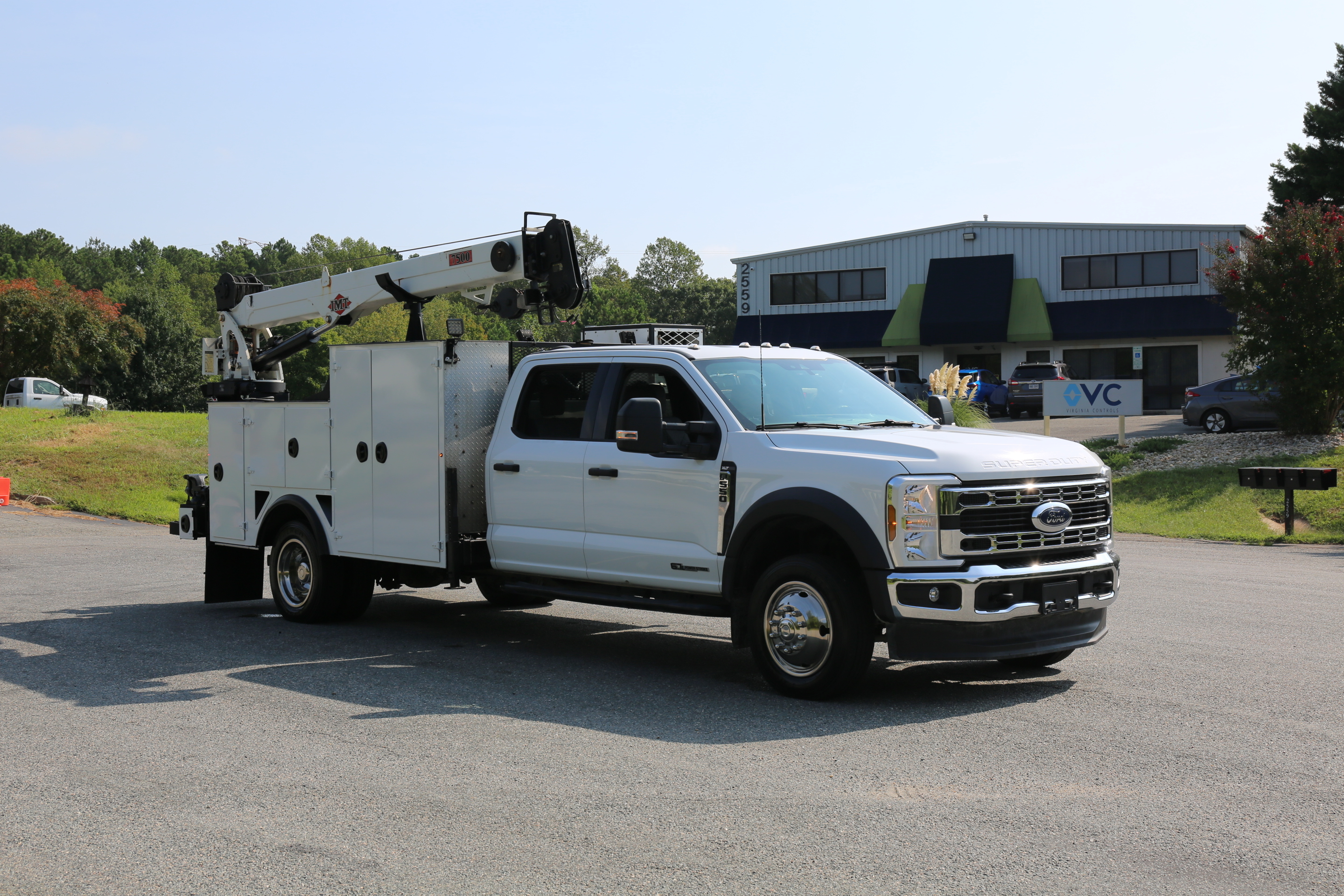 2025 FORD F550 XLT in Oilville, VA