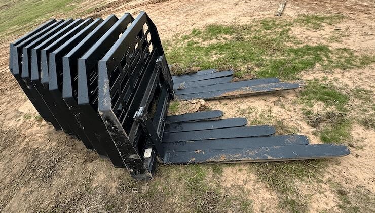 EXPRESS STEEL Attachment in Trinidad, TX