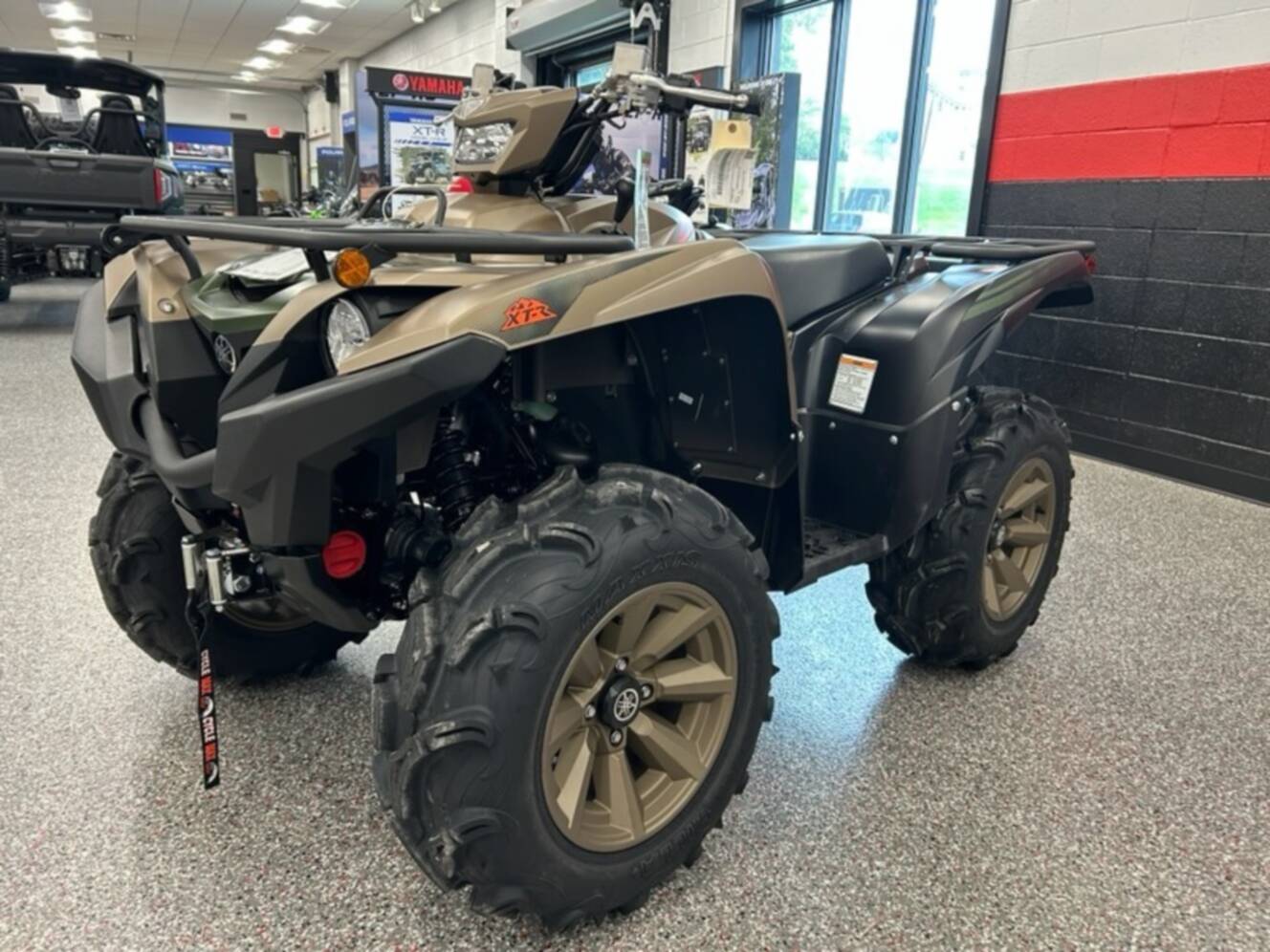 A photo of this 2027 Yamaha Grizzly EPS XT-R