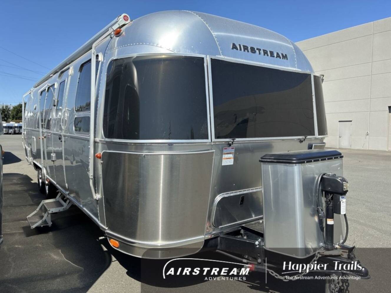 A photo of this 2021 Airstream Flying Cloud 30 Bunk Queen
